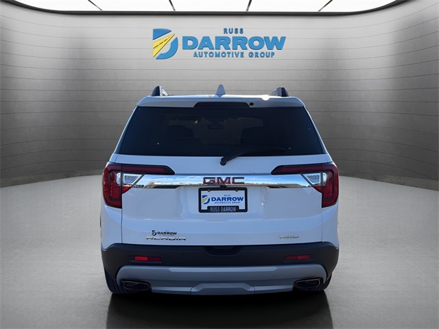 GMC Acadia Vehicle Full-screen Gallery Image 4