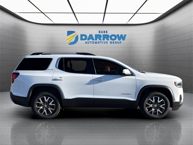 GMC Acadia Vehicle Full-screen Gallery Image 6