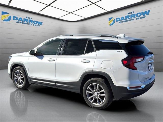 GMC Terrain Vehicle Full-screen Gallery Image 3