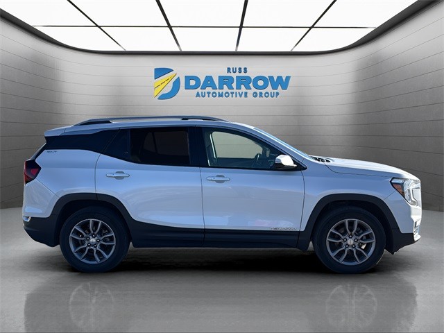 GMC Terrain Vehicle Full-screen Gallery Image 6