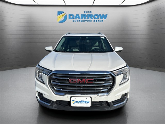 GMC Terrain Vehicle Full-screen Gallery Image 8