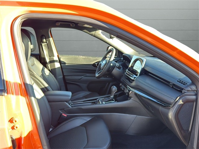 Jeep Compass Vehicle Full-screen Gallery Image 15