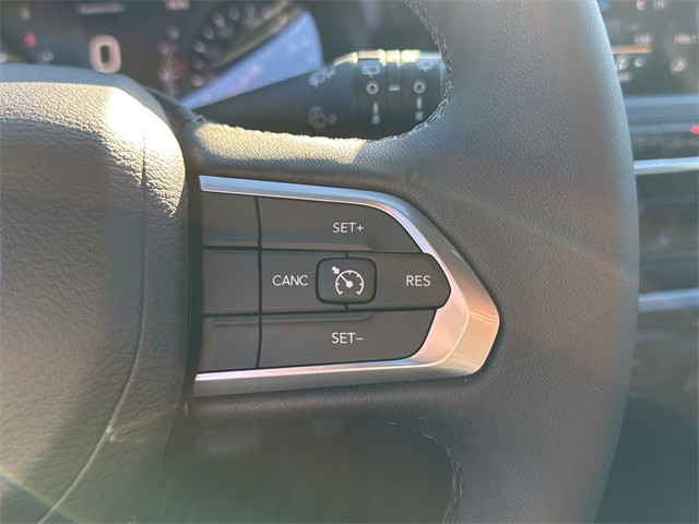 Jeep Compass Vehicle Full-screen Gallery Image 19