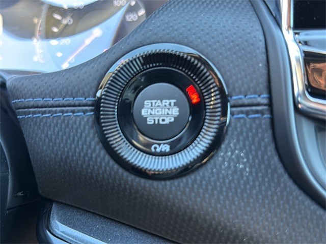 Jeep Compass Vehicle Full-screen Gallery Image 20