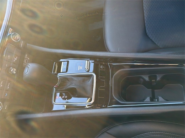 Jeep Compass Vehicle Full-screen Gallery Image 21