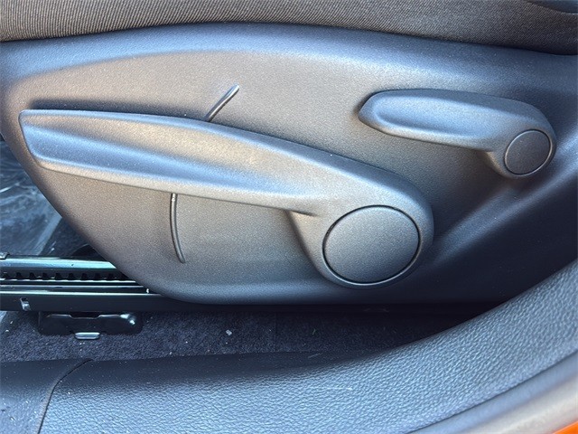 Jeep Compass Vehicle Full-screen Gallery Image 25