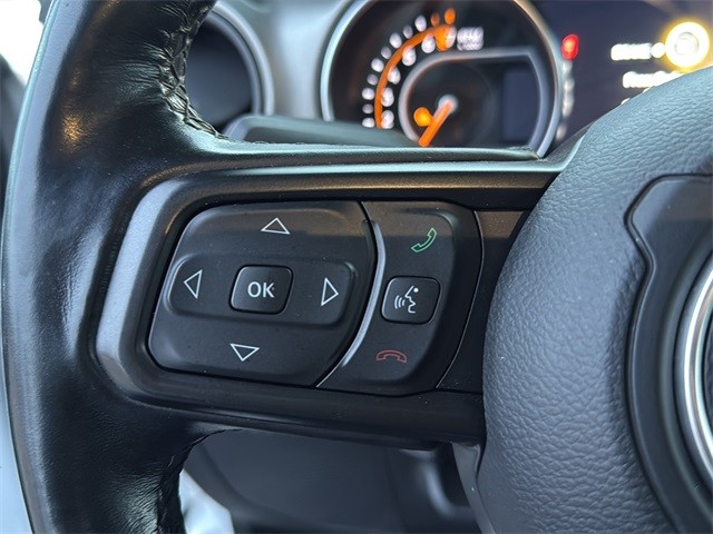 Jeep Gladiator Vehicle Full-screen Gallery Image 17