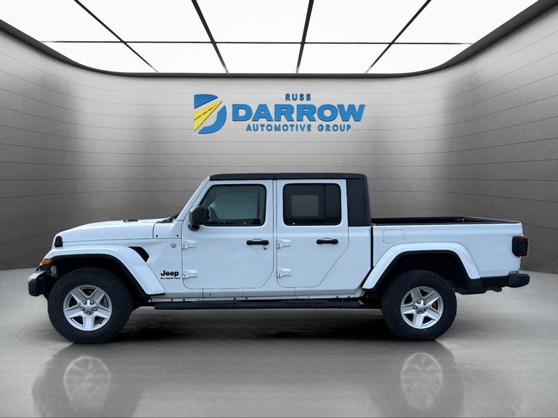 Jeep Gladiator Vehicle Full-screen Gallery Image 3