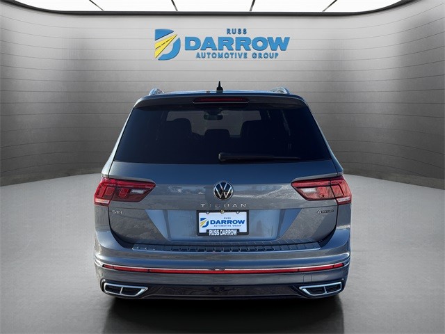 Volkswagen Tiguan Vehicle Full-screen Gallery Image 7