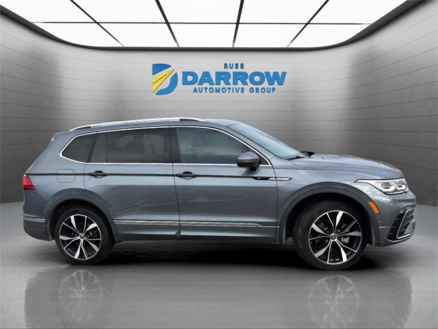 Volkswagen Tiguan Vehicle Full-screen Gallery Image 12