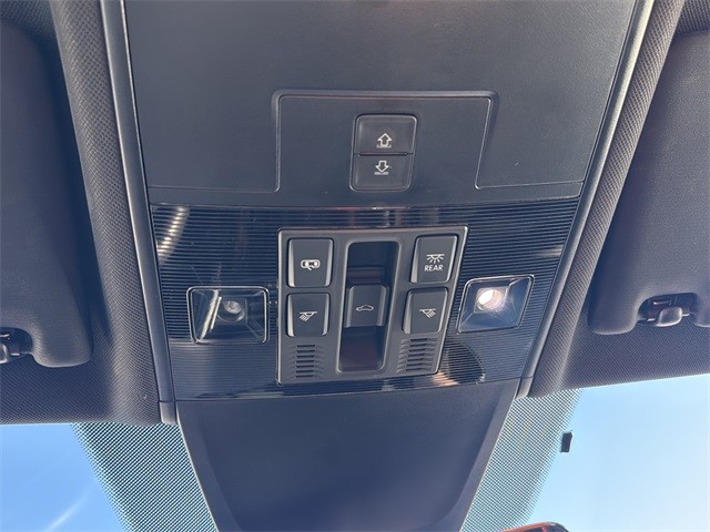 Volkswagen Tiguan Vehicle Full-screen Gallery Image 33