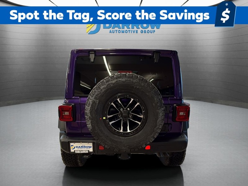 Jeep Wrangler Vehicle Full-screen Gallery Image 4