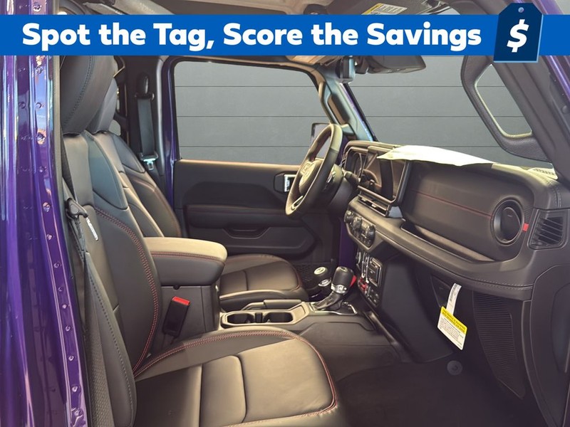 Jeep Wrangler Vehicle Full-screen Gallery Image 15