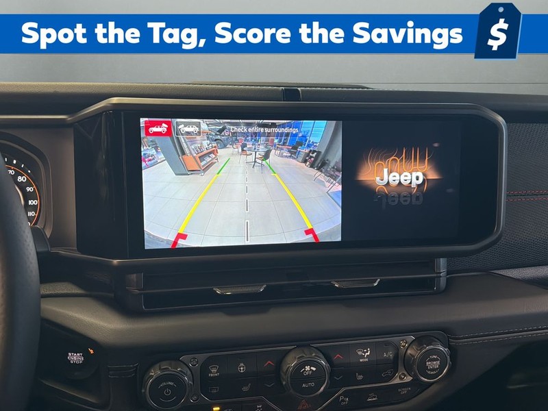 Jeep Wrangler Vehicle Full-screen Gallery Image 24