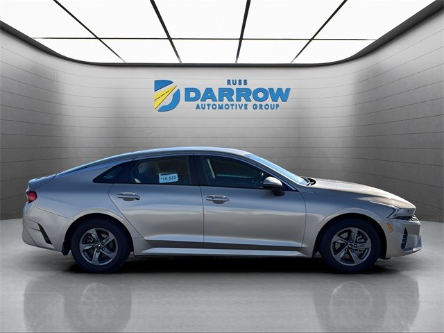 Kia K5 Vehicle Full-screen Gallery Image 6