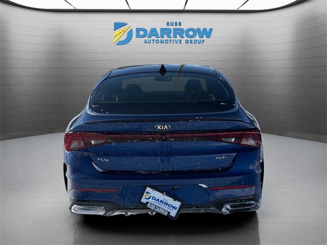 Kia K5 Vehicle Full-screen Gallery Image 4