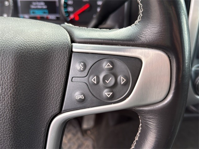 GMC Sierra 1500 Vehicle Full-screen Gallery Image 10