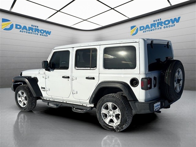 Jeep Wrangler Vehicle Full-screen Gallery Image 3