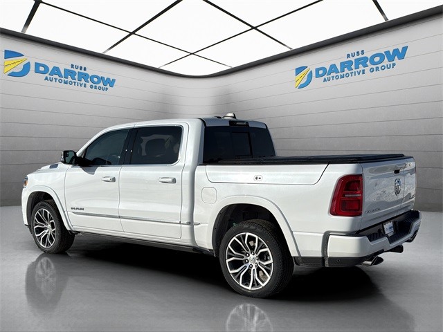 Ram 1500 Vehicle Full-screen Gallery Image 3