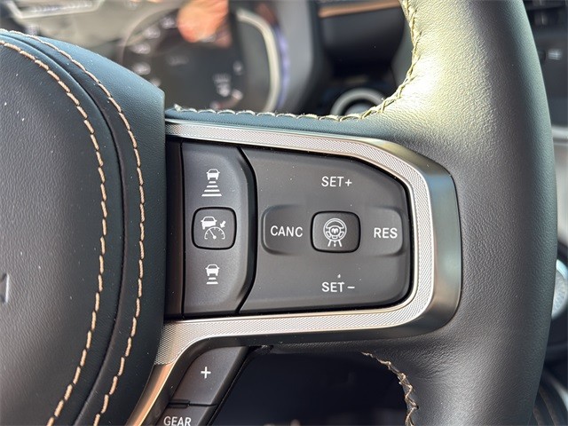 Ram 1500 Vehicle Full-screen Gallery Image 20