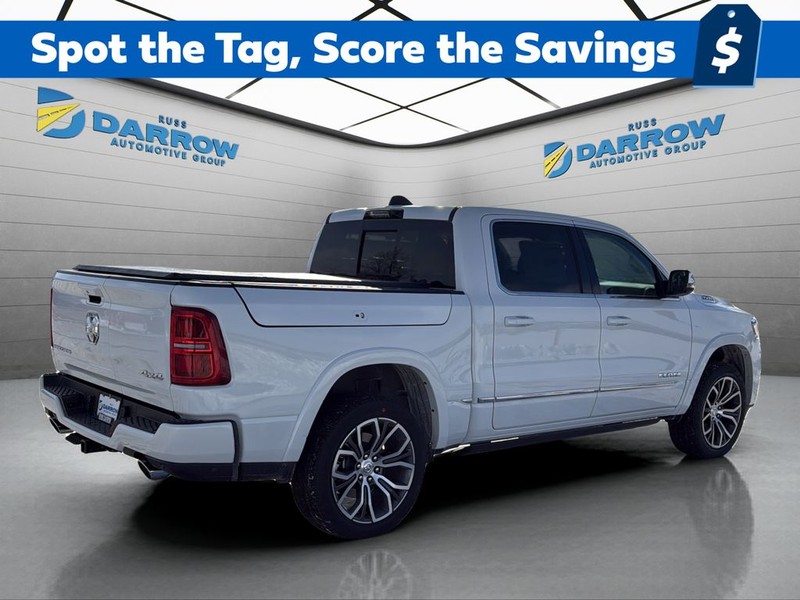 Ram 1500 Vehicle Full-screen Gallery Image 5