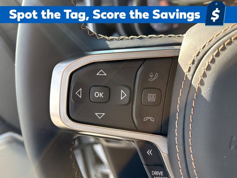 Ram 1500 Vehicle Full-screen Gallery Image 9