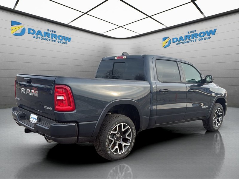 Ram 1500 Vehicle Full-screen Gallery Image 5