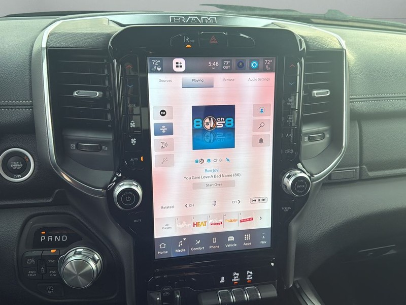 Ram 1500 Vehicle Full-screen Gallery Image 21