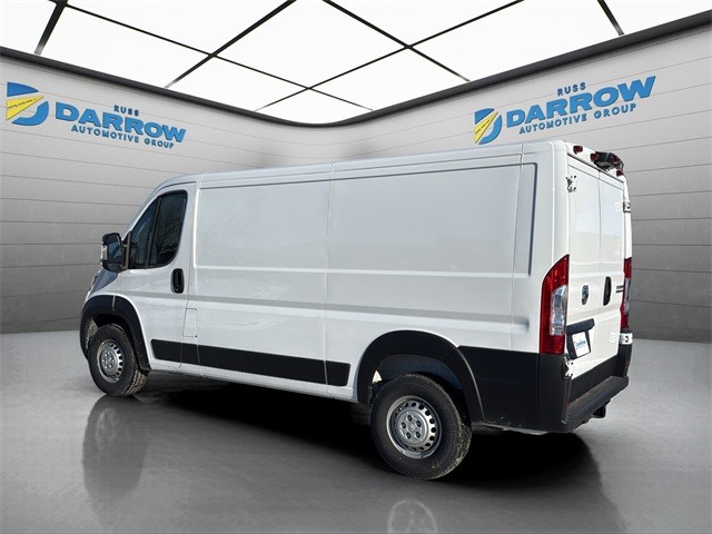 Ram ProMaster Cargo Van Vehicle Full-screen Gallery Image 3