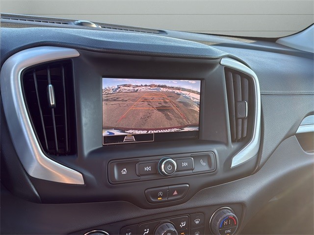 GMC Terrain Vehicle Full-screen Gallery Image 22