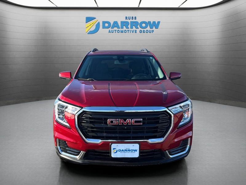 GMC Terrain Vehicle Full-screen Gallery Image 8