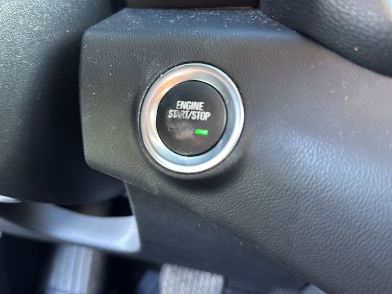 GMC Terrain Vehicle Full-screen Gallery Image 20