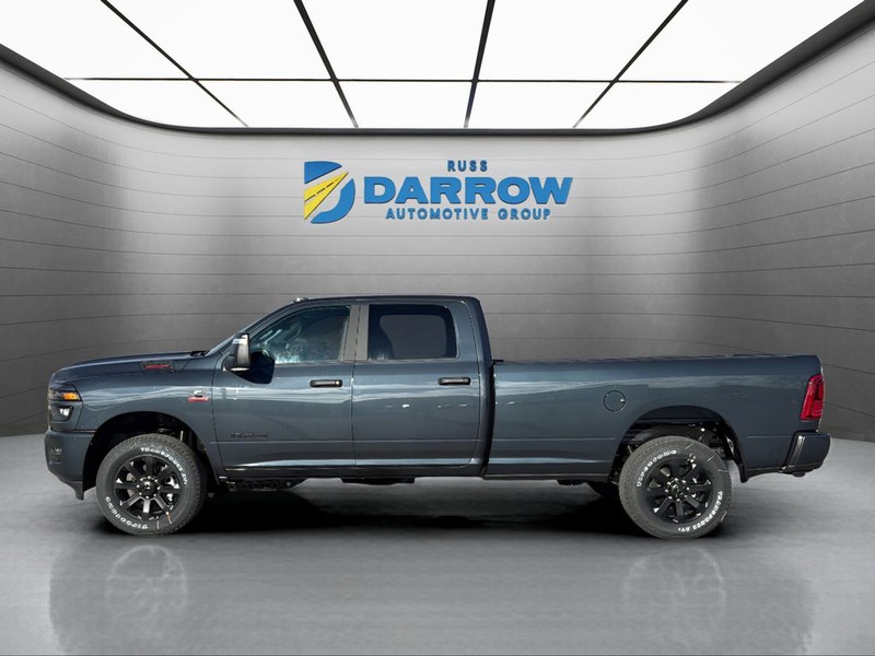Ram 2500 Vehicle Full-screen Gallery Image 2