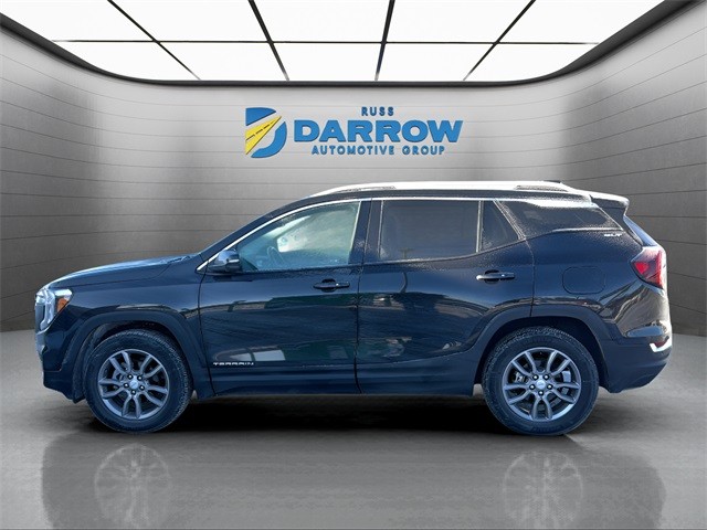 GMC Terrain Vehicle Full-screen Gallery Image 2