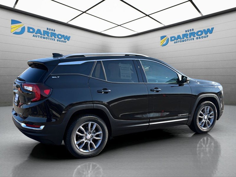 GMC Terrain Vehicle Full-screen Gallery Image 5