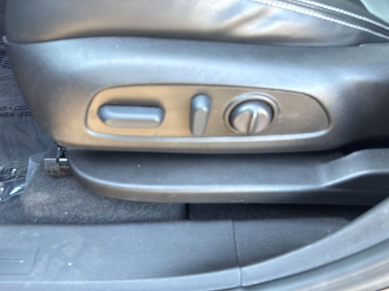 GMC Terrain Vehicle Full-screen Gallery Image 26