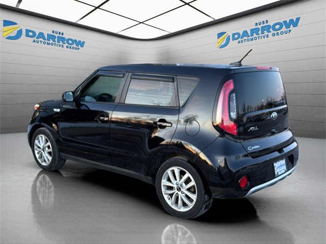 Kia Soul Vehicle Full-screen Gallery Image 3