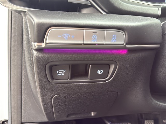 Genesis GV80 Vehicle Full-screen Gallery Image 19