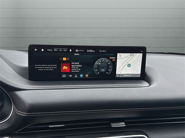 Genesis GV80 Vehicle Full-screen Gallery Image 22