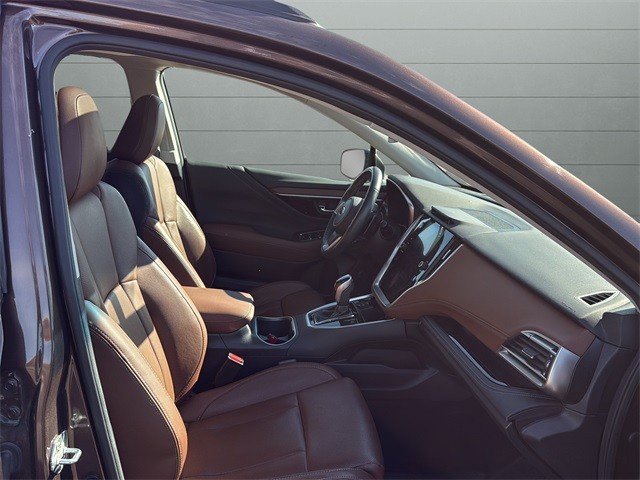 Subaru Outback Vehicle Full-screen Gallery Image 14