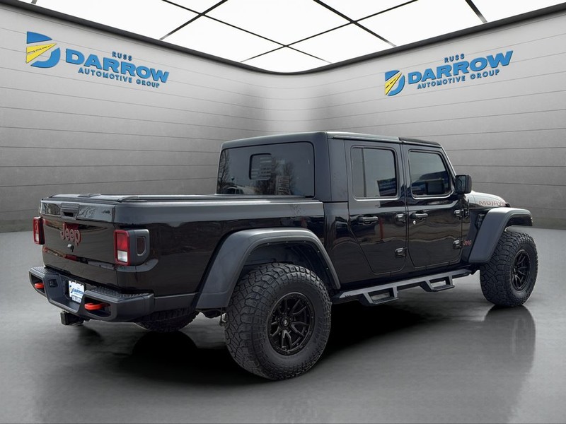 Jeep Gladiator Vehicle Full-screen Gallery Image 5
