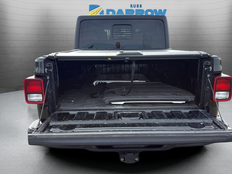 Jeep Gladiator Vehicle Full-screen Gallery Image 24