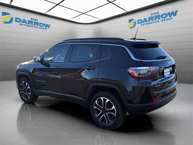 Jeep Compass Vehicle Full-screen Gallery Image 3