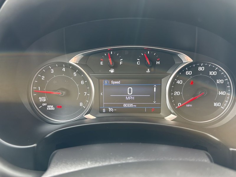 GMC Terrain Vehicle Full-screen Gallery Image 13