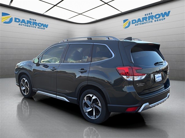 Subaru Forester Vehicle Full-screen Gallery Image 3