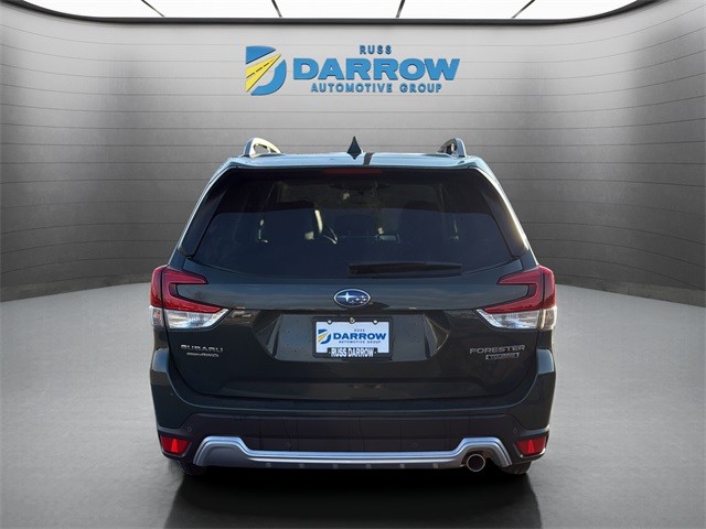Subaru Forester Vehicle Full-screen Gallery Image 4