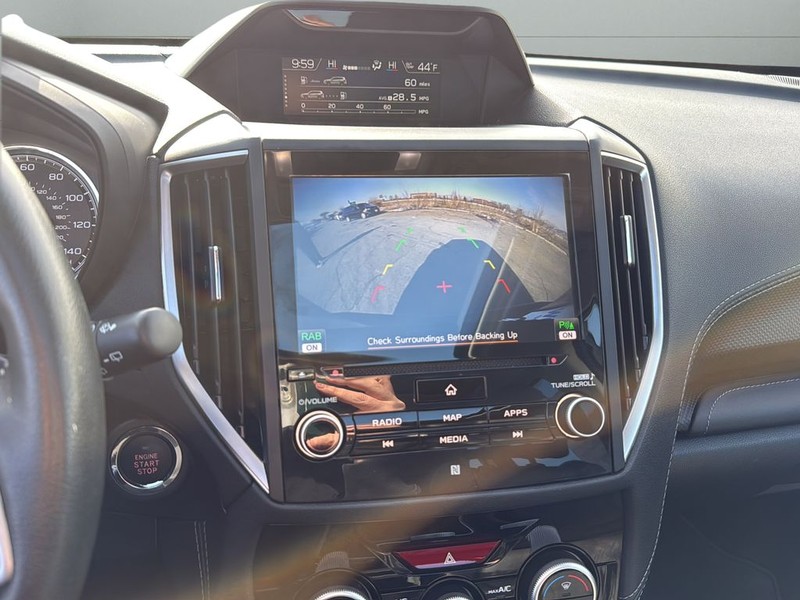 Subaru Forester Vehicle Full-screen Gallery Image 24