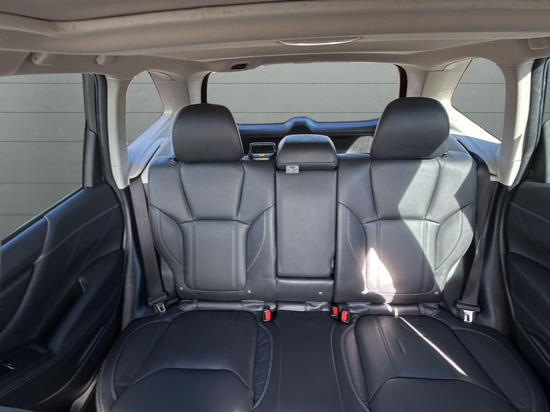 Subaru Forester Vehicle Full-screen Gallery Image 30