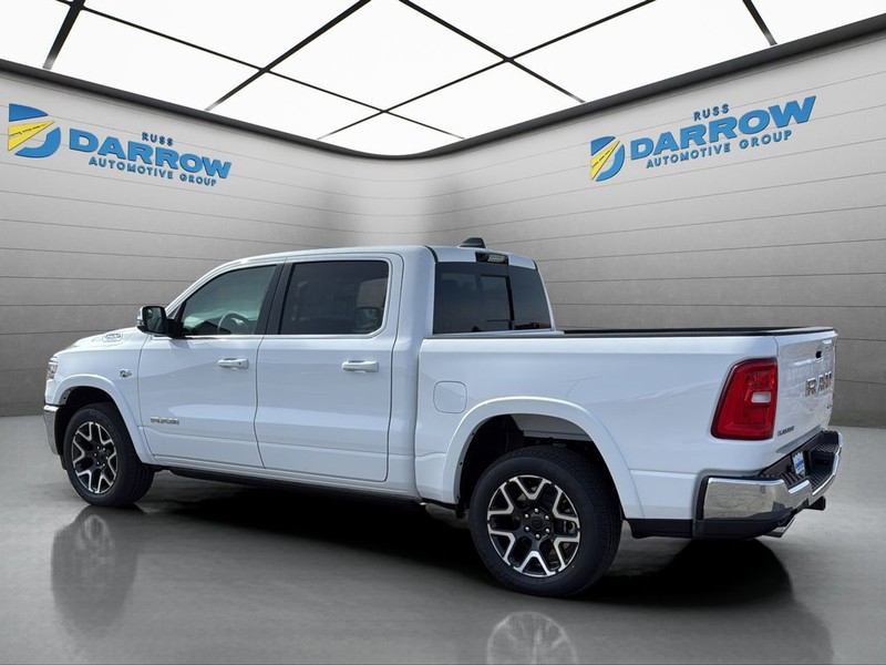 Ram 1500 Vehicle Full-screen Gallery Image 3
