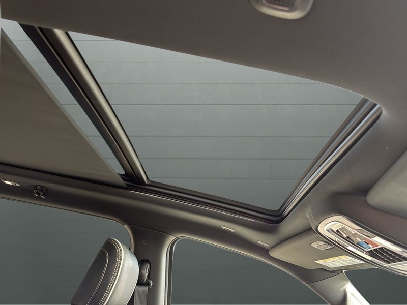 Ram 1500 Vehicle Full-screen Gallery Image 16